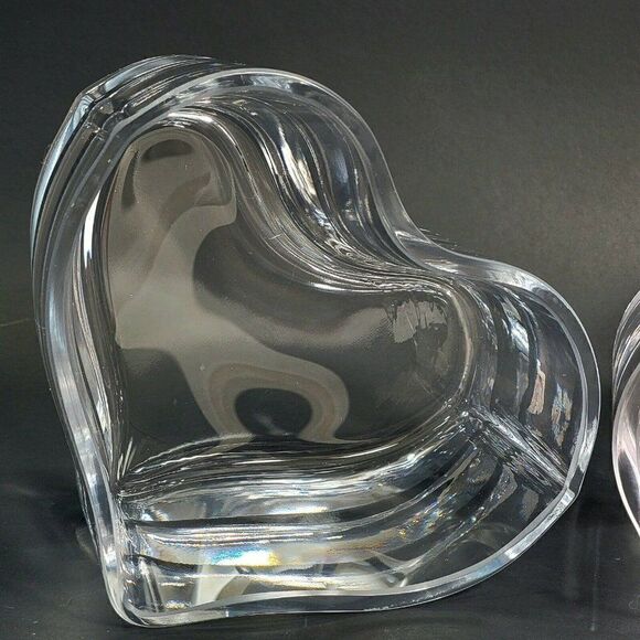 2 Vintage  Heart Shape Glass Candy Valentines Dish - Made in Poland 3" x 5.5" - Picture 6 of 12